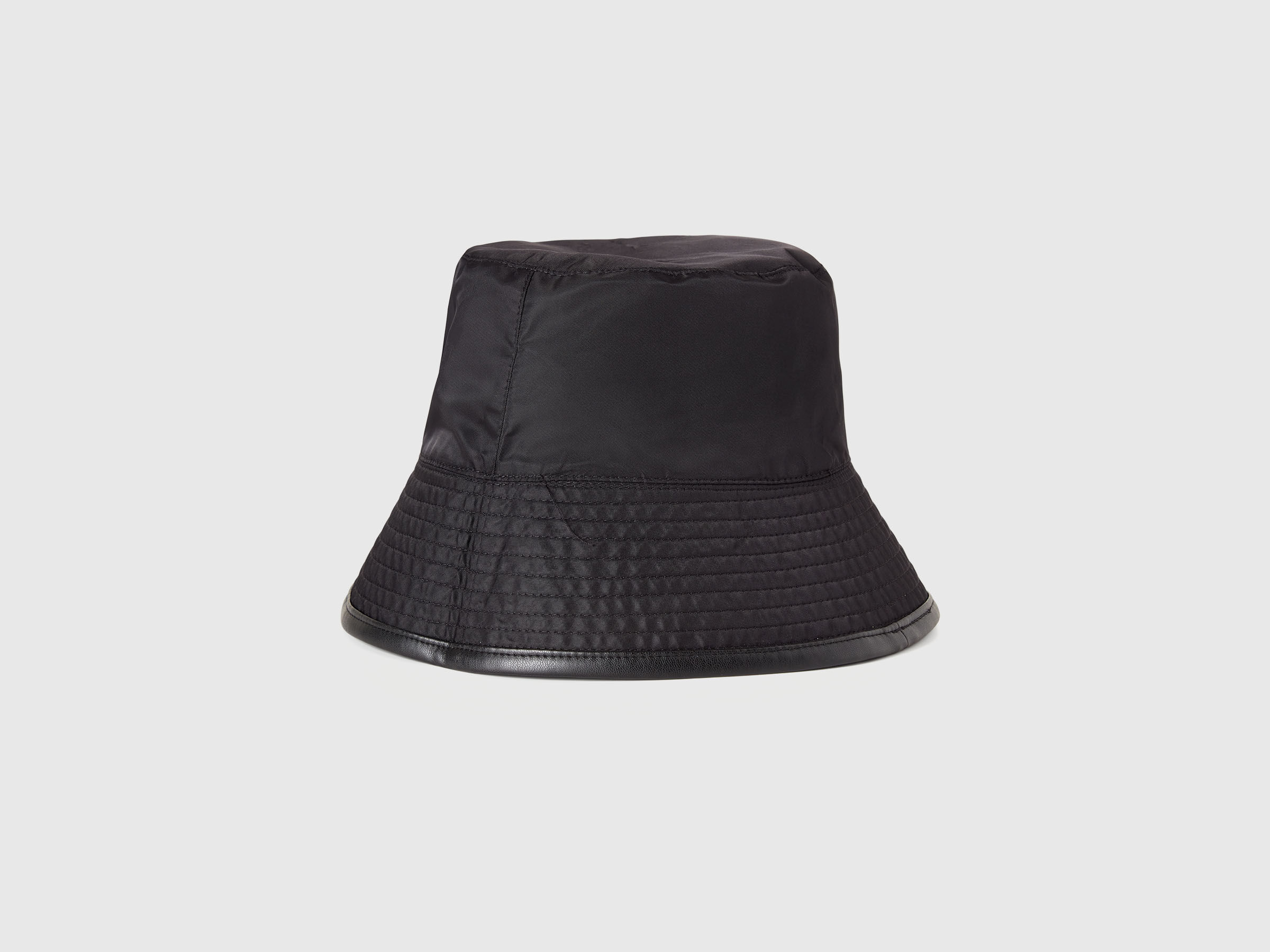HAT Men image number 2